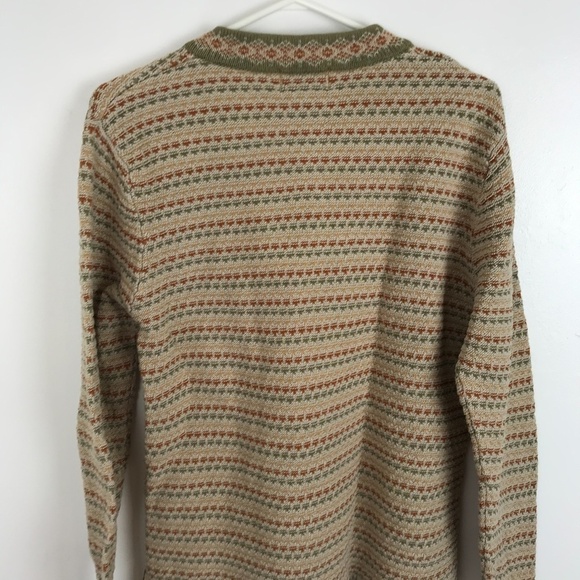 Woolrich Woven Knit Preppy V-Neck Sweater - Picture 5 of 6